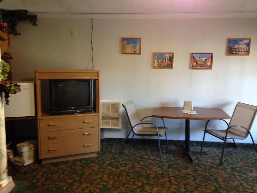 Bennett Bay Inn 9